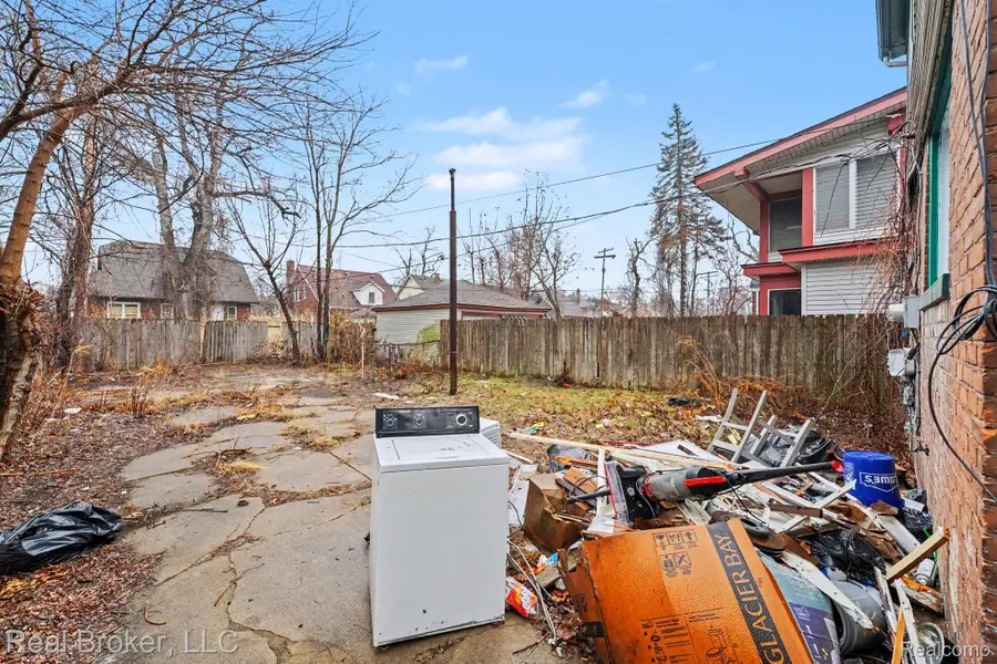 15110 Lesure Street, Detroit, MI 48227 - #2