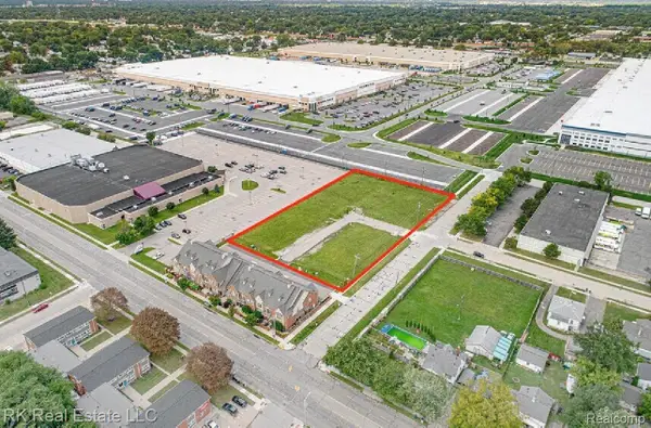 24095 Vance, HazelPark, MI 48030