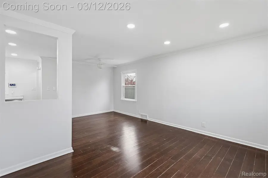 28824 Bohn Street, Roseville, MI 48066 - #2