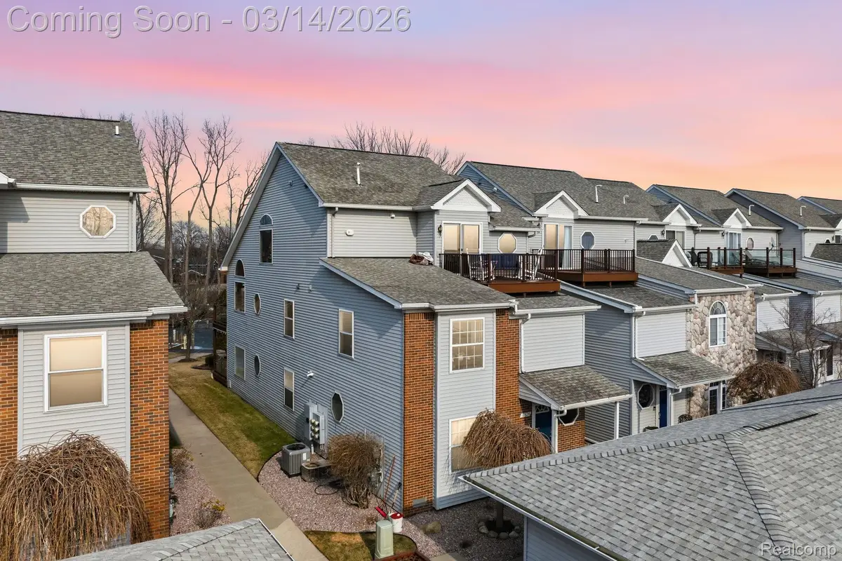 37824 Jefferson Avenue, Harrison Township, MI 48045 - #1