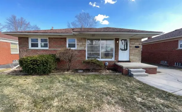 29212 Ursuline Street, StClairShores, MI 48081