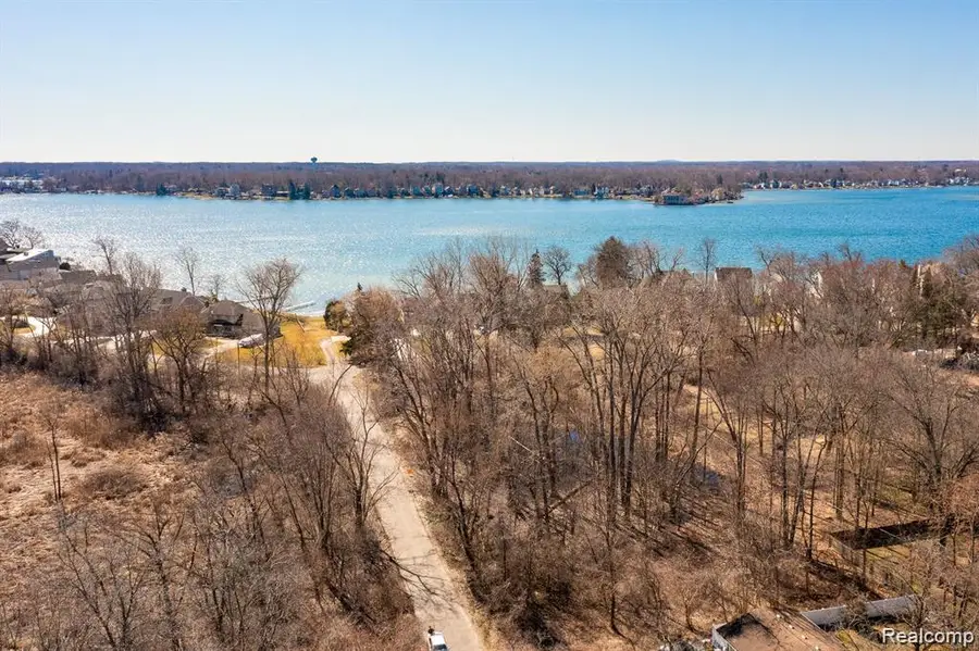 0000 Marylestone Drive, West Bloomfield, MI 48324 - #3