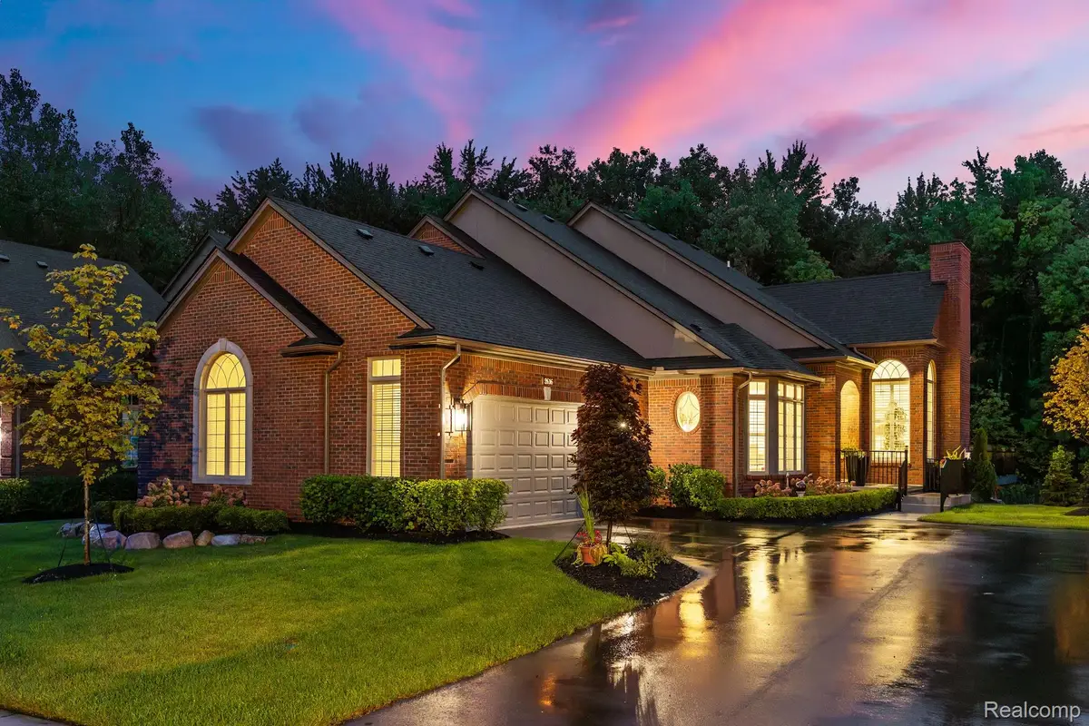 2515 Barberry Drive #21, Shelby, MI 48316 - #1