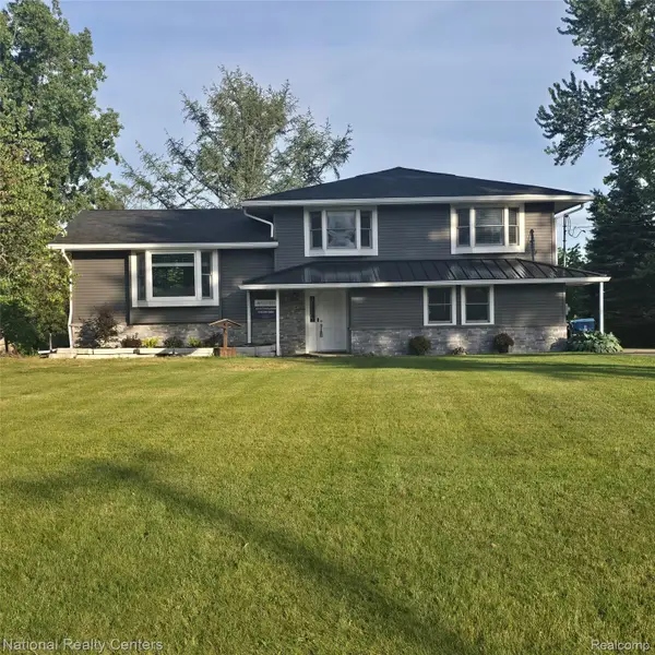 13477 S Horrell Road, Fenton, MI 48430