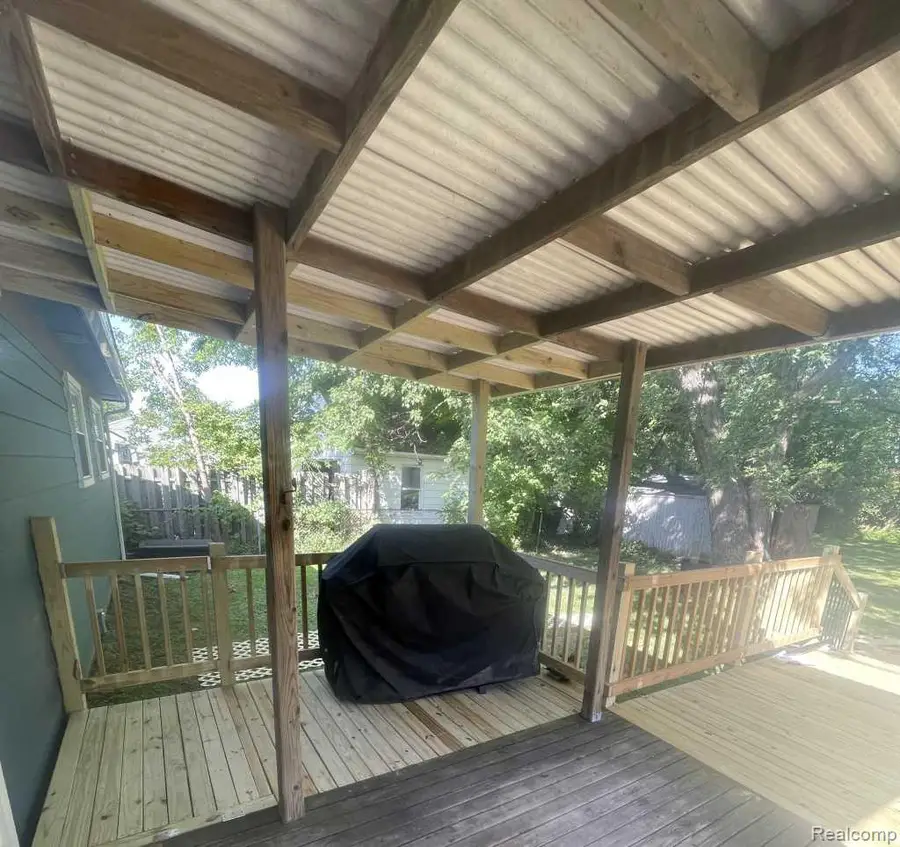 38176 S Groesbeck Highway, Clinton Township, MI 48036 - #2