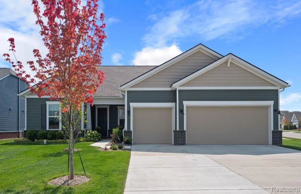 4056 Bay Terrace, Milford, MI 48381 - #1