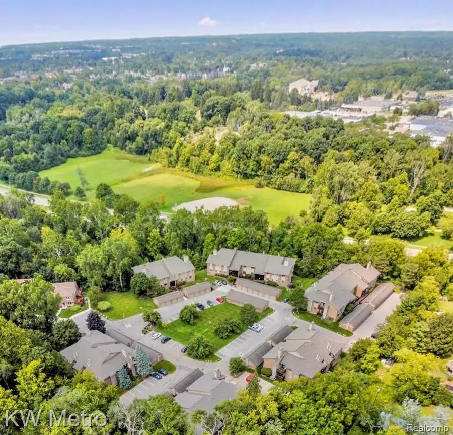 11773 Sycamore Drive #25, Plymouth, MI 48170 - #2