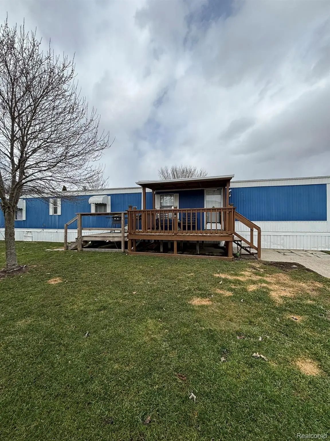 225 W Thornridge Lane, Vienna, MI 48458 - #1