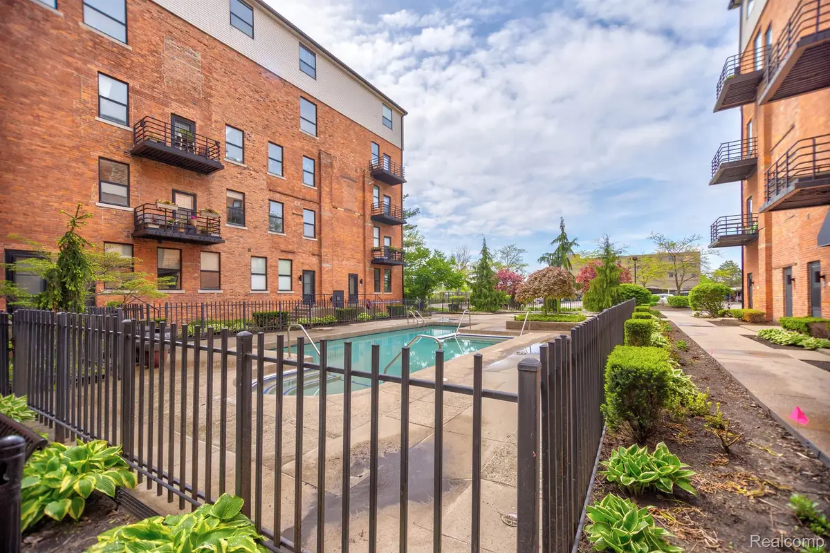 6533 E Jefferson Avenue #333E, Detroit, MI 48207 - #1