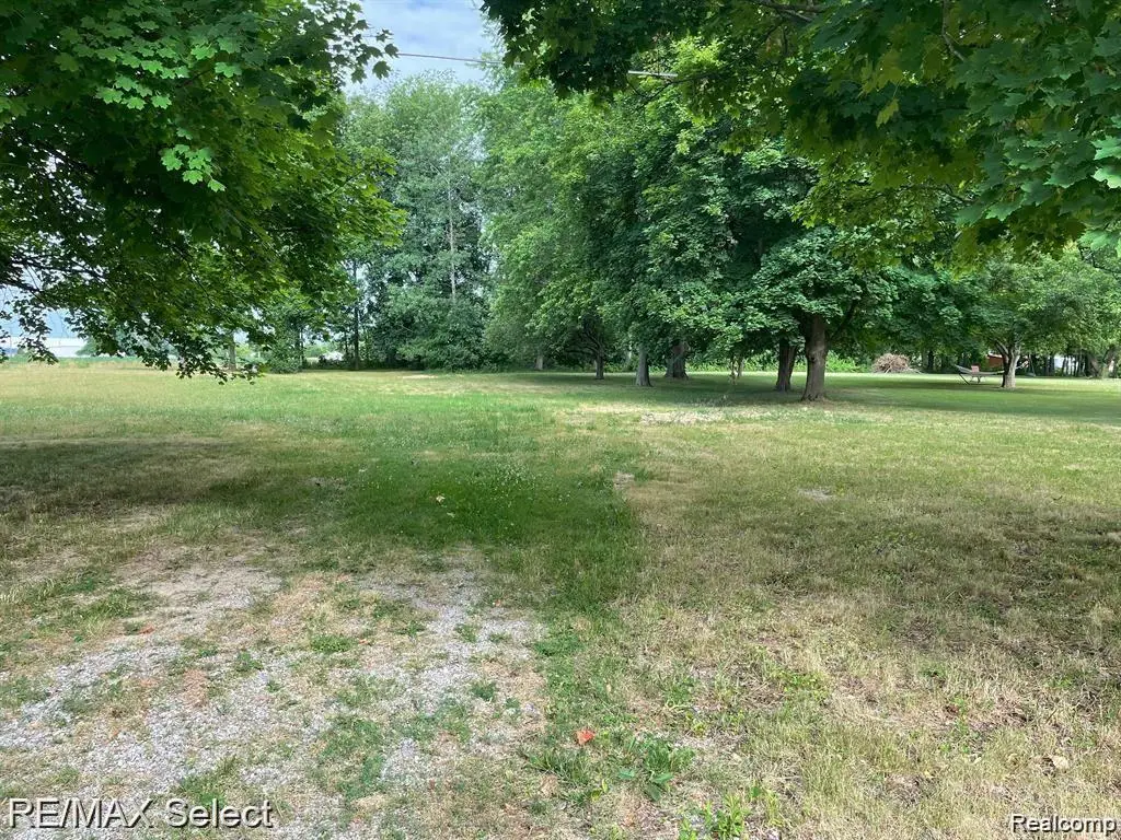 11260 Main Road, Fenton, MI 48430 - #1