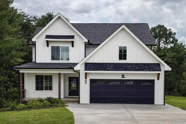 558 Boyd Street, Pontiac, MI 48342