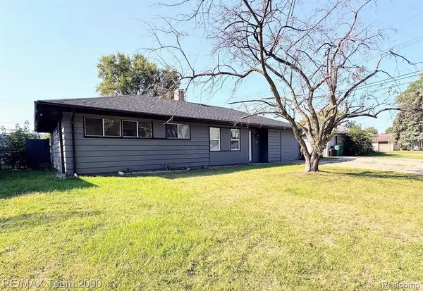 316 Lytle Place, GardenCity, MI 48135