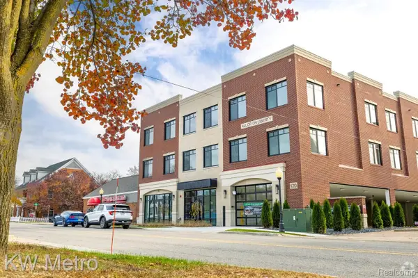 120 E Liberty Street #302, Milford, MI 48381