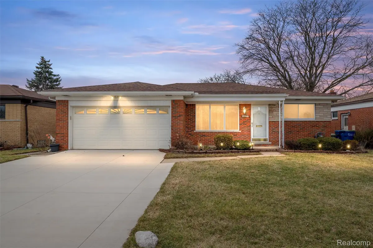 30507 Moulin Ave Avenue, Warren, MI 48088 - #1