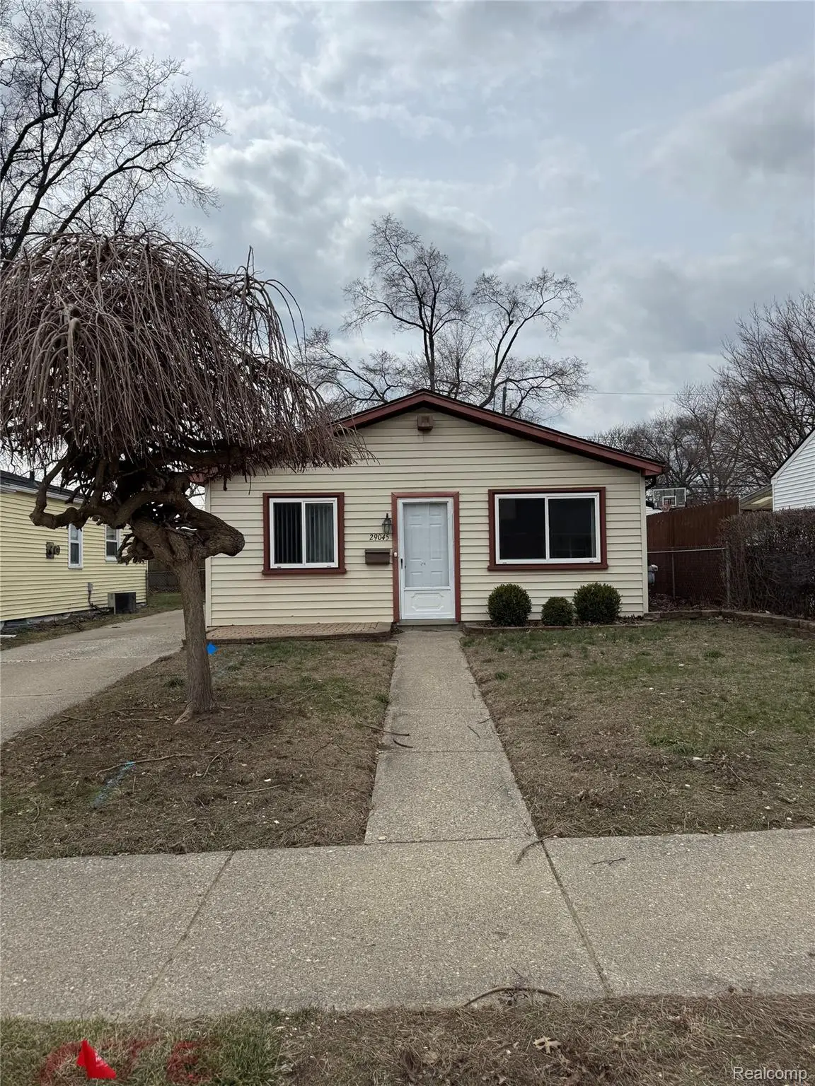29045 Howard Avenue, Madison Heights, MI 48071 - #1