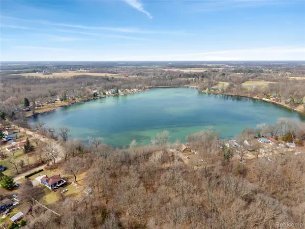 15050 Longfield Drive, Linden, MI 48451