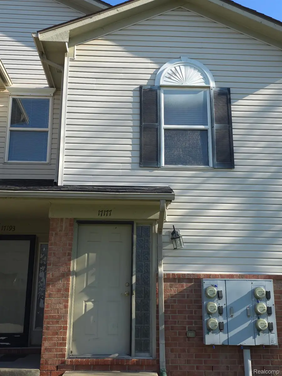 17177 Higdon Drive, Brownstown, MI 48193 - #2