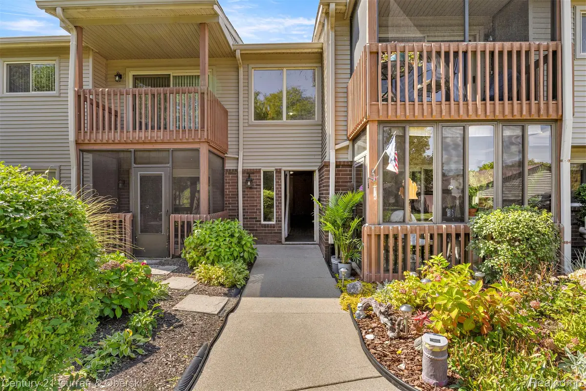 10161 Nancys Boulevard #92, Grosse Ile, MI 48138 - #1