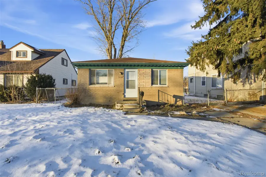 14731 Stephens Drive, Eastpointe, MI 48021 - #2