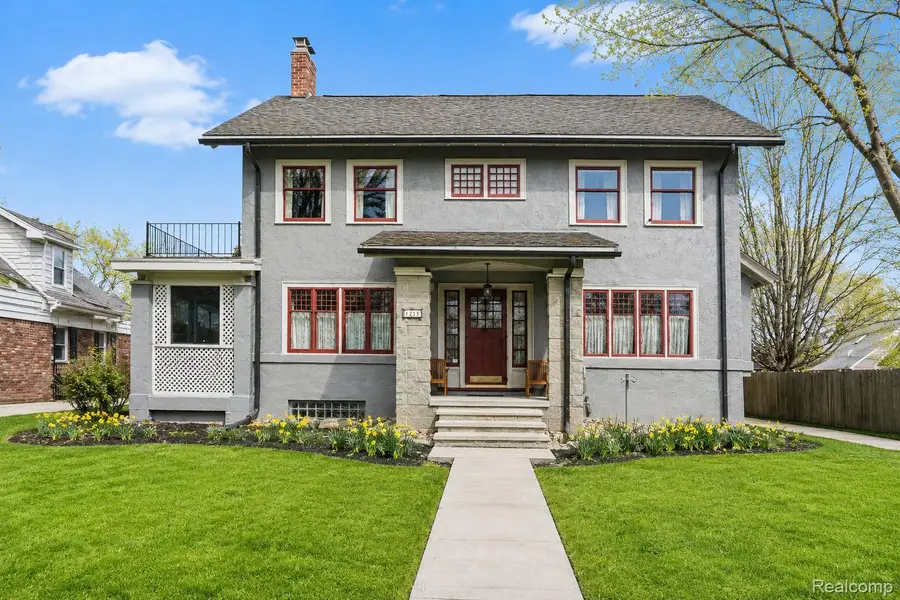 1235 Yorkshire Road, Birmingham, MI 48009 - #3