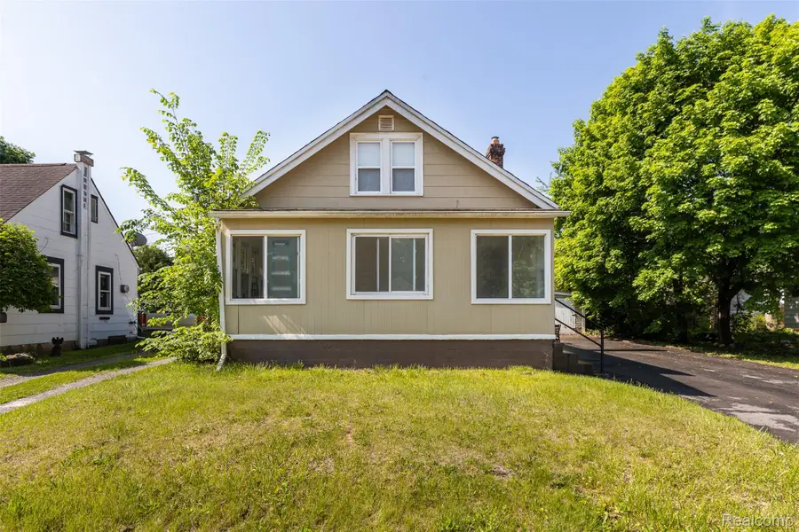 315 Brain Avenue, Belleville, MI 48111 - #3