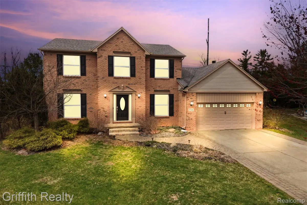 938 Meadowbrook Court, Milford, MI 48381 - #1