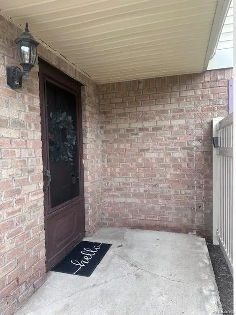 61101 Greenwood Drive, South Lyon, MI 48178 - #2