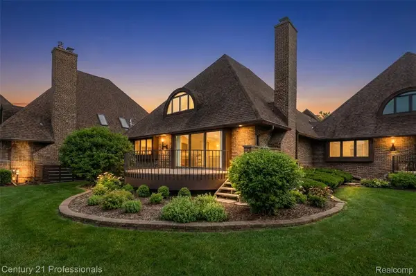 9095 S Saginaw Road #5, GrandBlanc, MI 48439