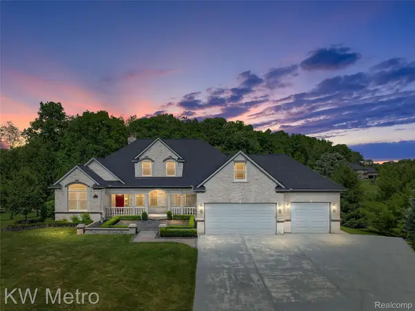 65884 Windrose Court, Ray, MI 48096