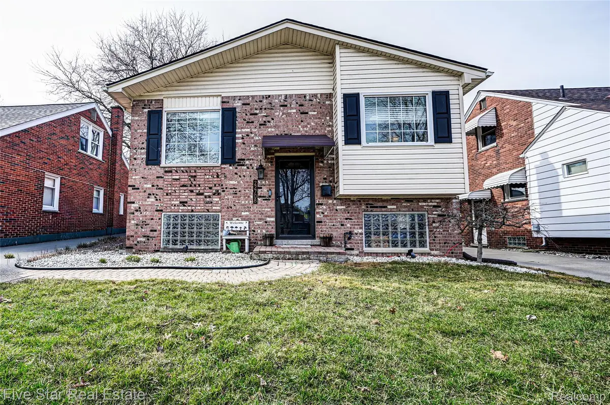 22708 Alger Street, Saint Clair Shores, MI 48080 - #1