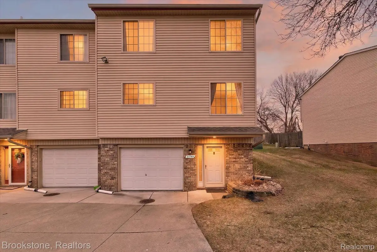 37744 Charter Oaks Boulevard #397, Clinton Township, MI 48036 - #1