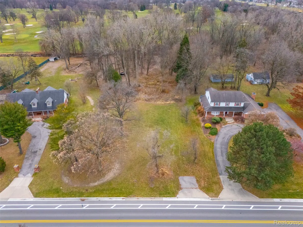 13000 Plumbrook Road, Sterling Heights, MI 48312 - #1