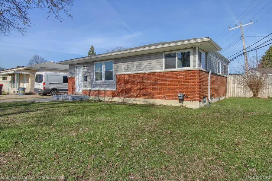 1385 Berkshire Street, Westland, MI 48186 - #2