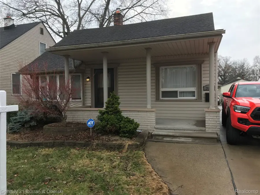 24411 Penn Street, Dearborn, MI 48124 - #2