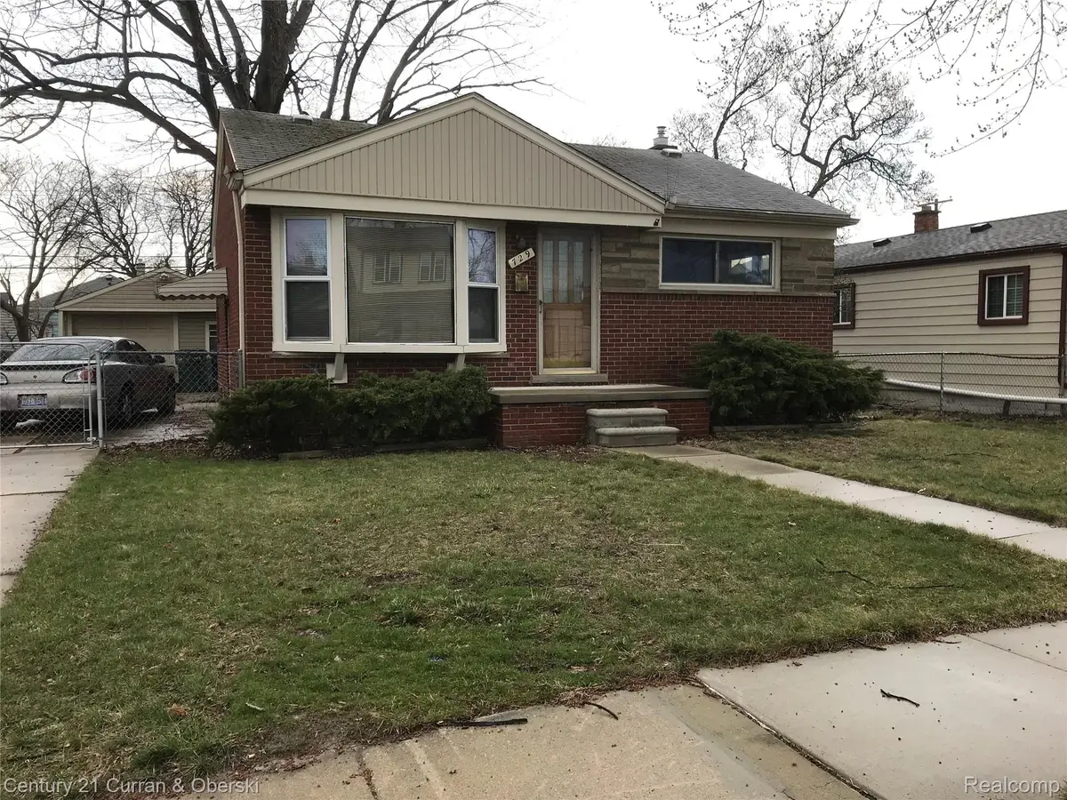 729 Cleophus Parkway, Lincoln Park, MI 48146 - #1
