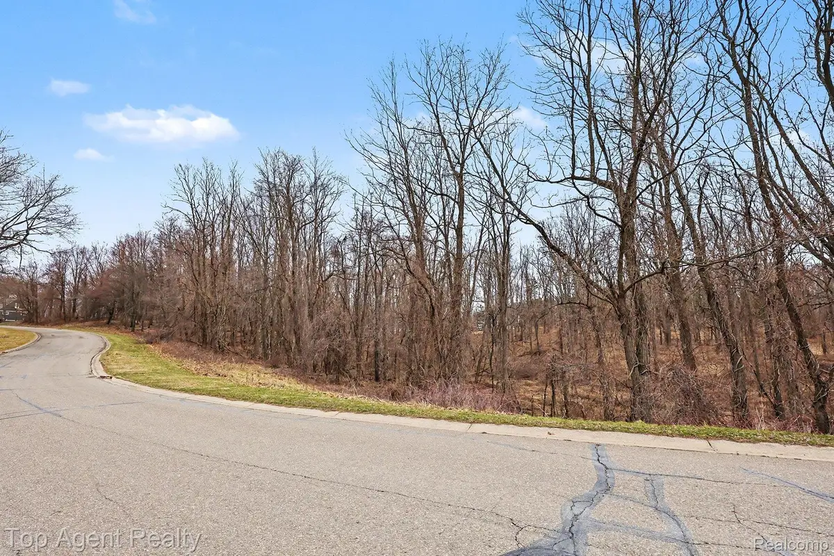 1511 Barrwood Trail, Oxford, MI 48371 - #1