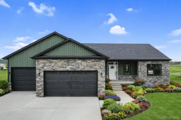 8451 Woodridge Drive, Davison, MI 48423