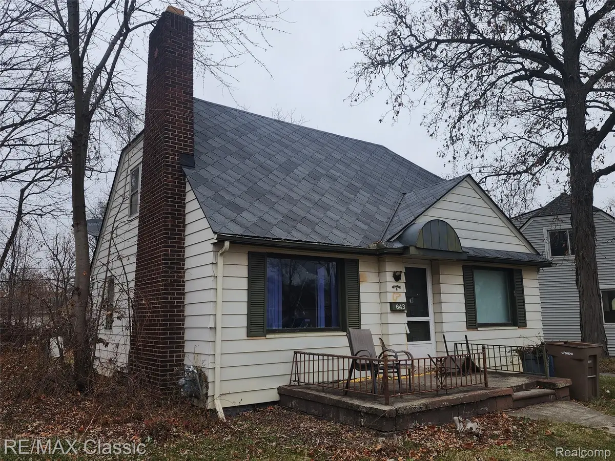 643 E Kennett Road, Pontiac, MI 48340 - #1