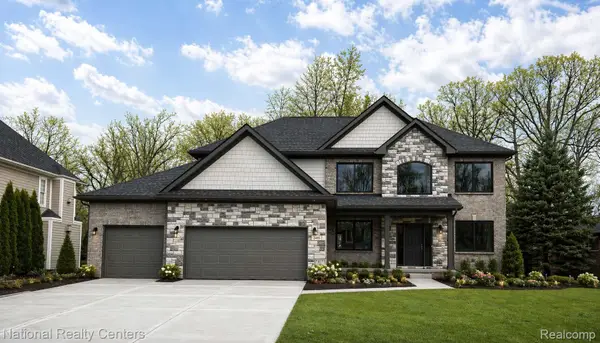 1028 Rochawies Drive, Oakland, MI 48363
