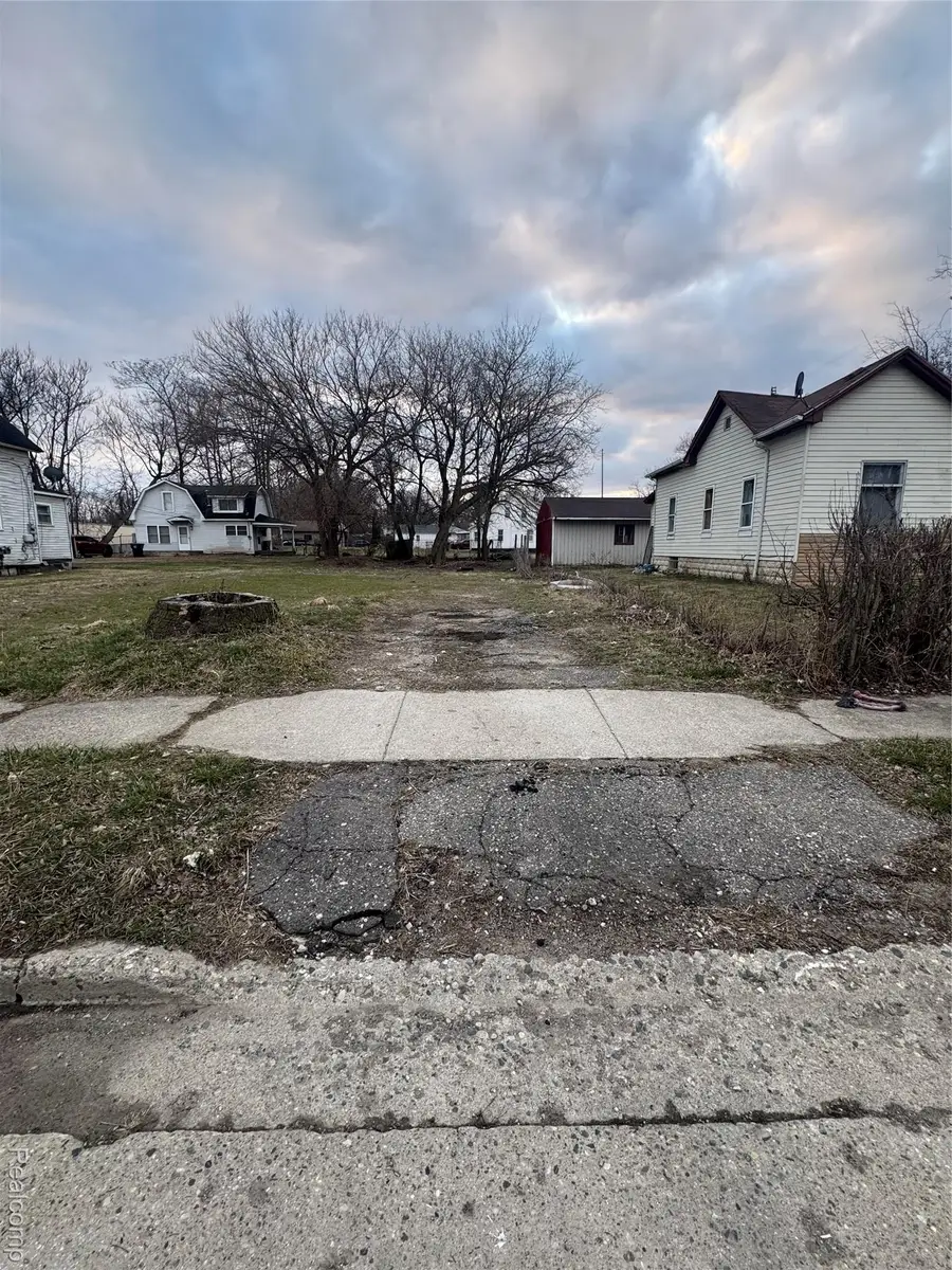 68 Lake Street, Pontiac, MI 48341 - #2