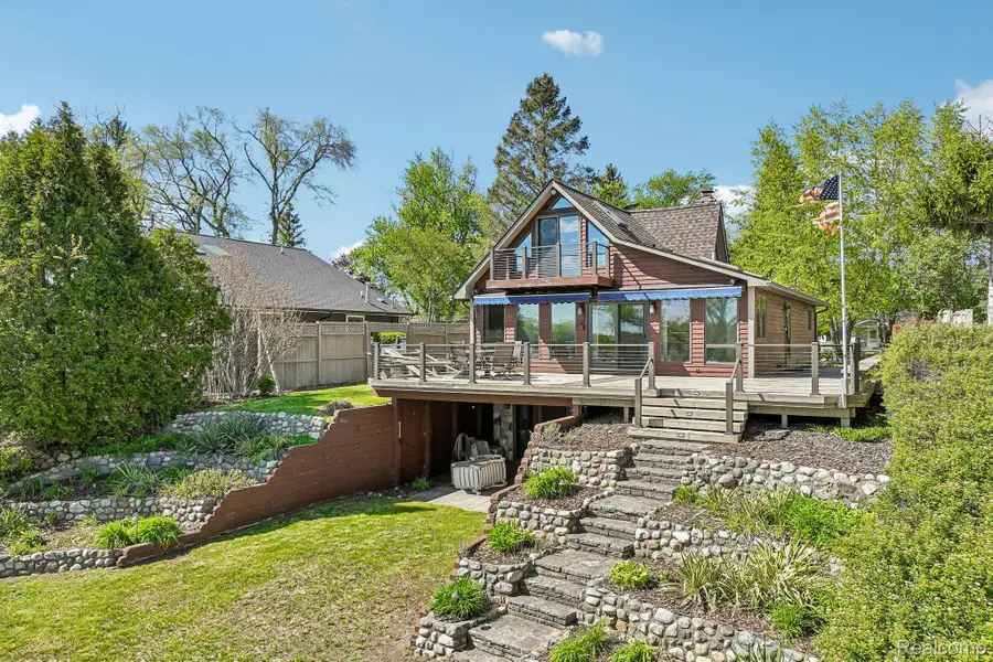 3641 Mann Road, Clarkston, MI 48346 - #2