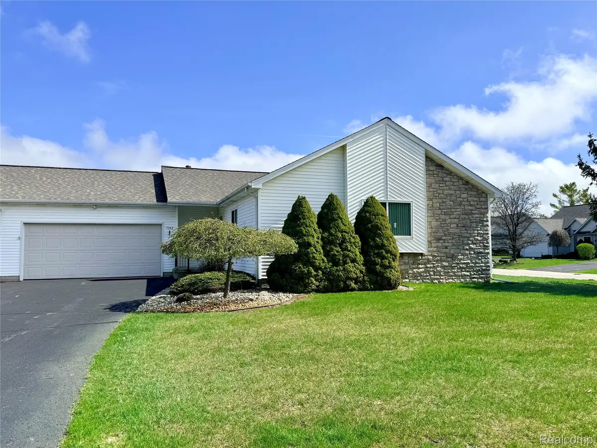 7192 Hawthorne Circle, Goodrich, MI 48438 - #1