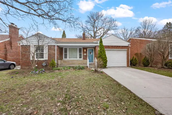 20437 Damman Street, HarperWoods, MI 48225