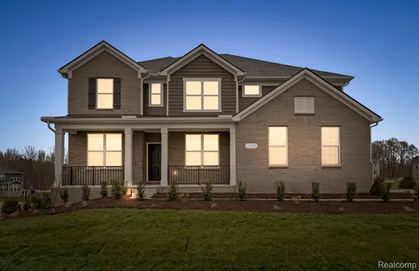 22258 Wagee Court, SouthLyon, MI 48178