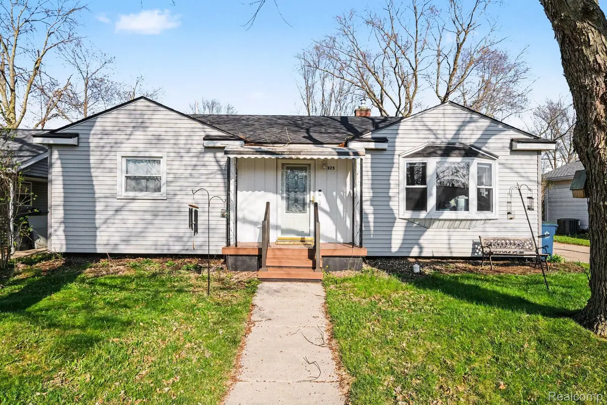 325 Viet Street, Davison, MI 48423 - #1