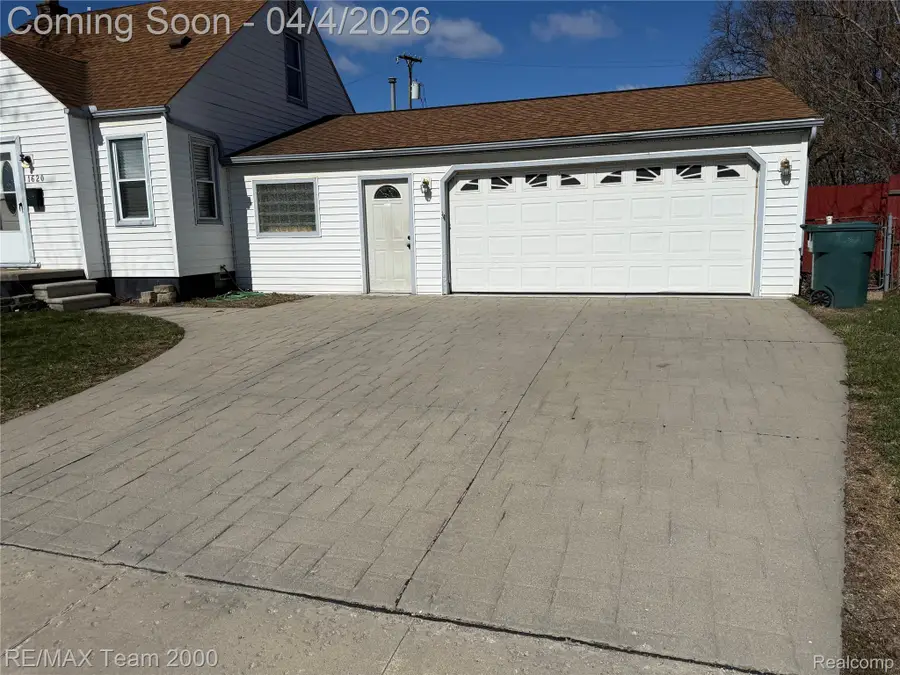 1620 Pingree Avenue, Lincoln Park, MI 48146 - #3