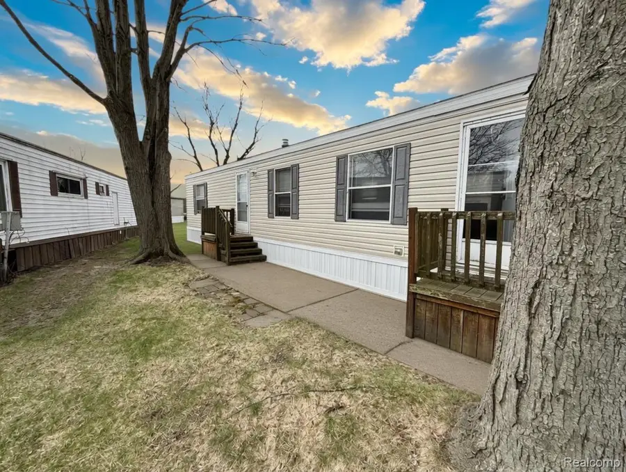 1570 Christine Ter, Madison Heights, MI 48071 - #3