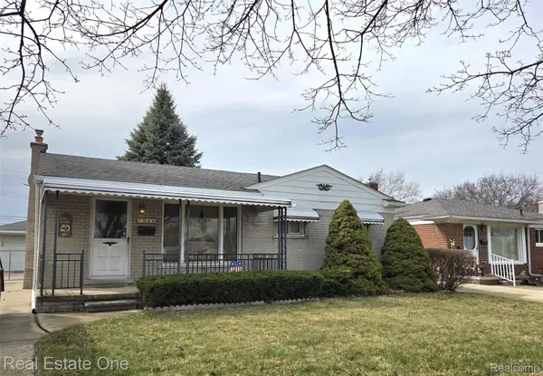 7946 Mckinley Street, Taylor, MI 48180