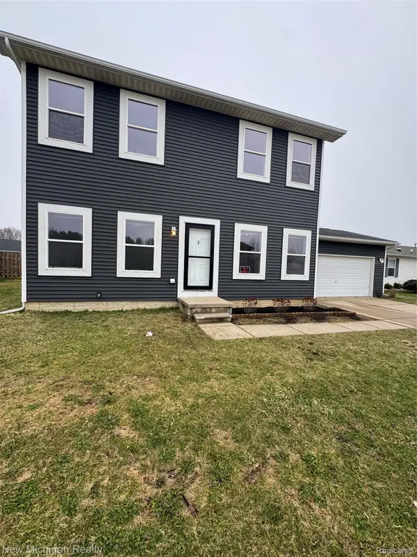 3065 Wild Orchid Lane, Burton, MI 48519