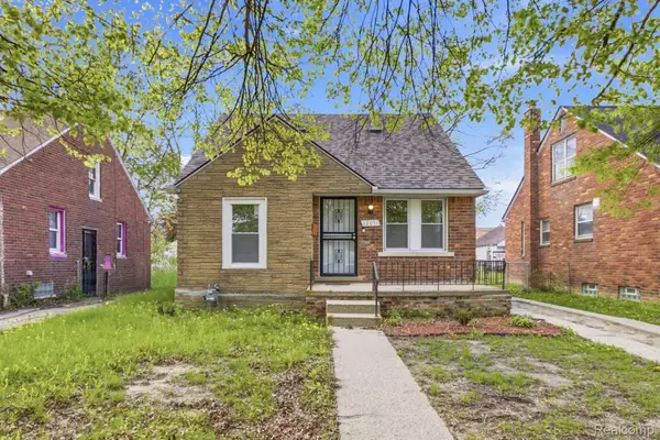 12051 Wayburn Street, Detroit, MI 48224